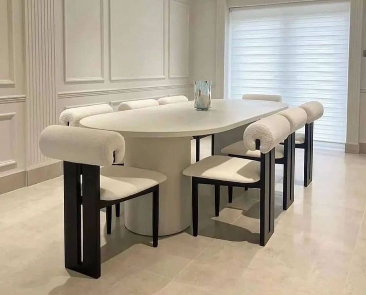 Naomi 8-Seater Dining Suite